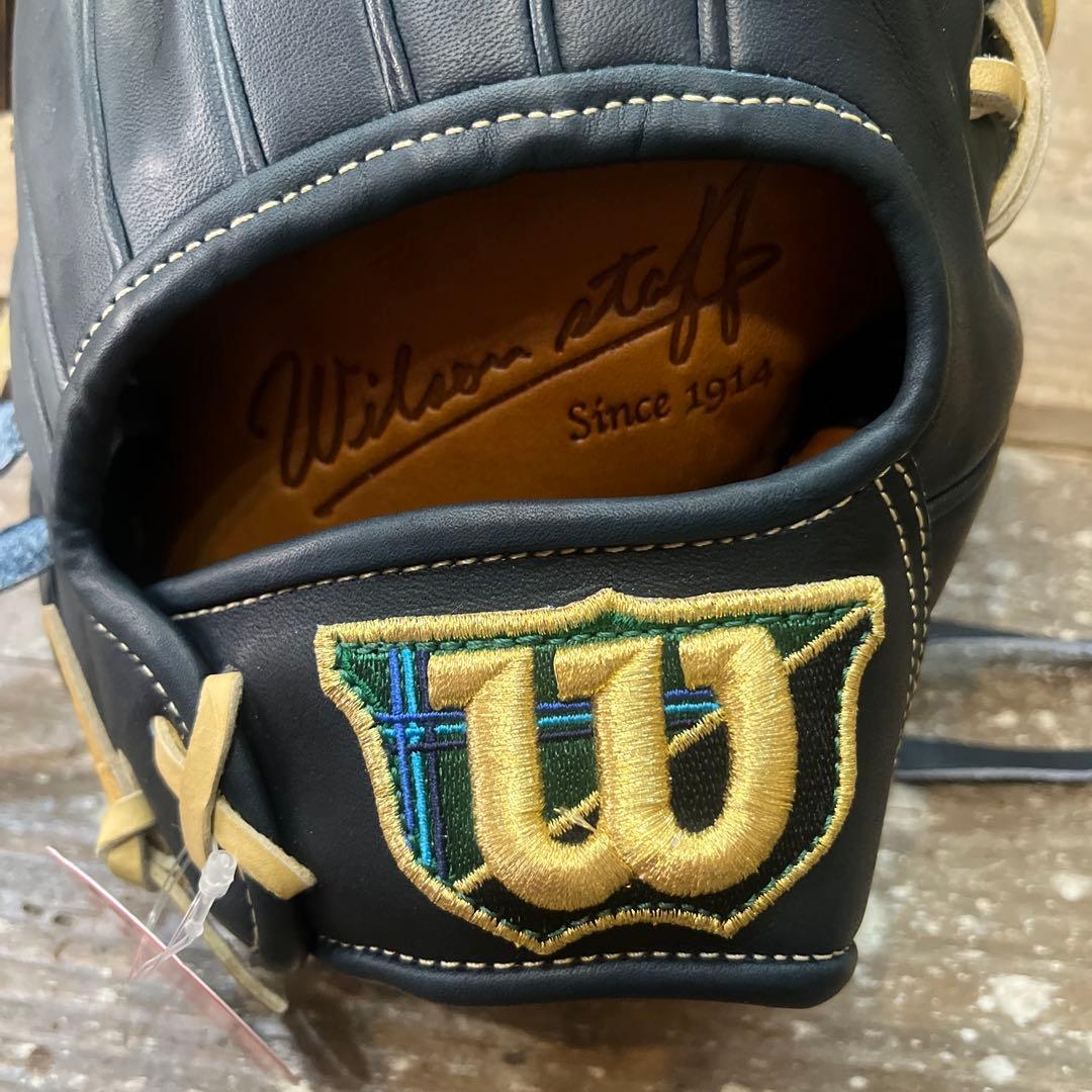 2025年秋冬モデルʕ•ᴥ•ʔ ウイルソン　硬式用グラブ 内野手用 右投用