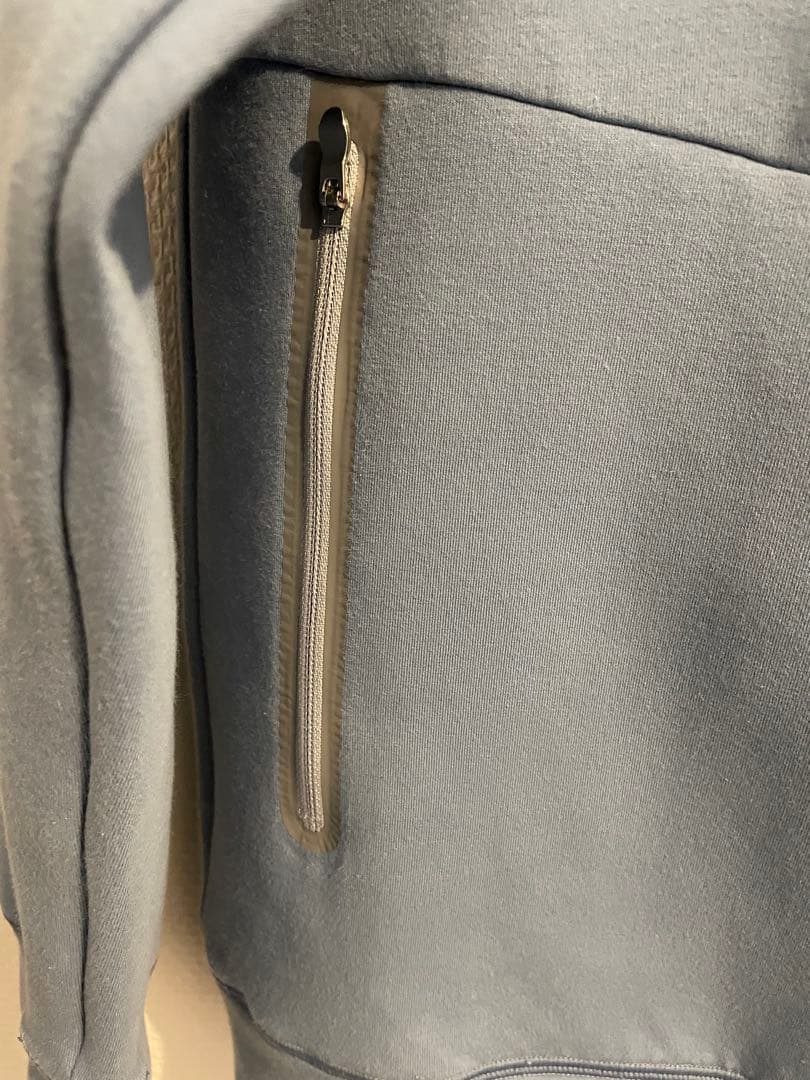 テーラーメイド×ユナイテッドアローズ フーディ M 水色 パーカー