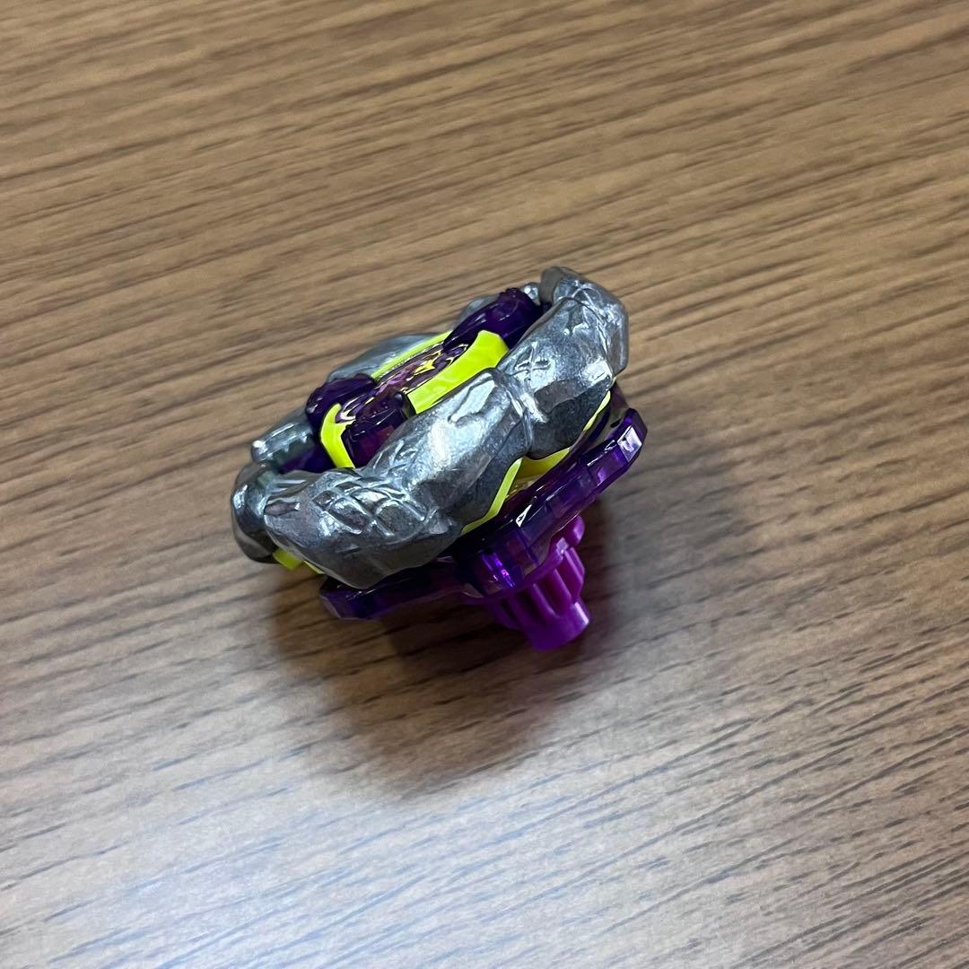 【限定新品】オロチクラスタ6-60LF ベイブレードX た5