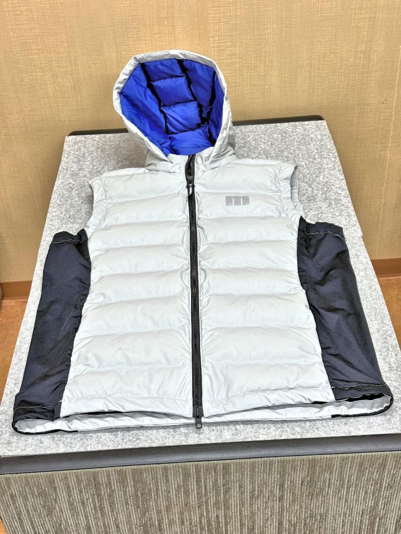 マンシングウェア ゴルフベスト・メンズLサイズ