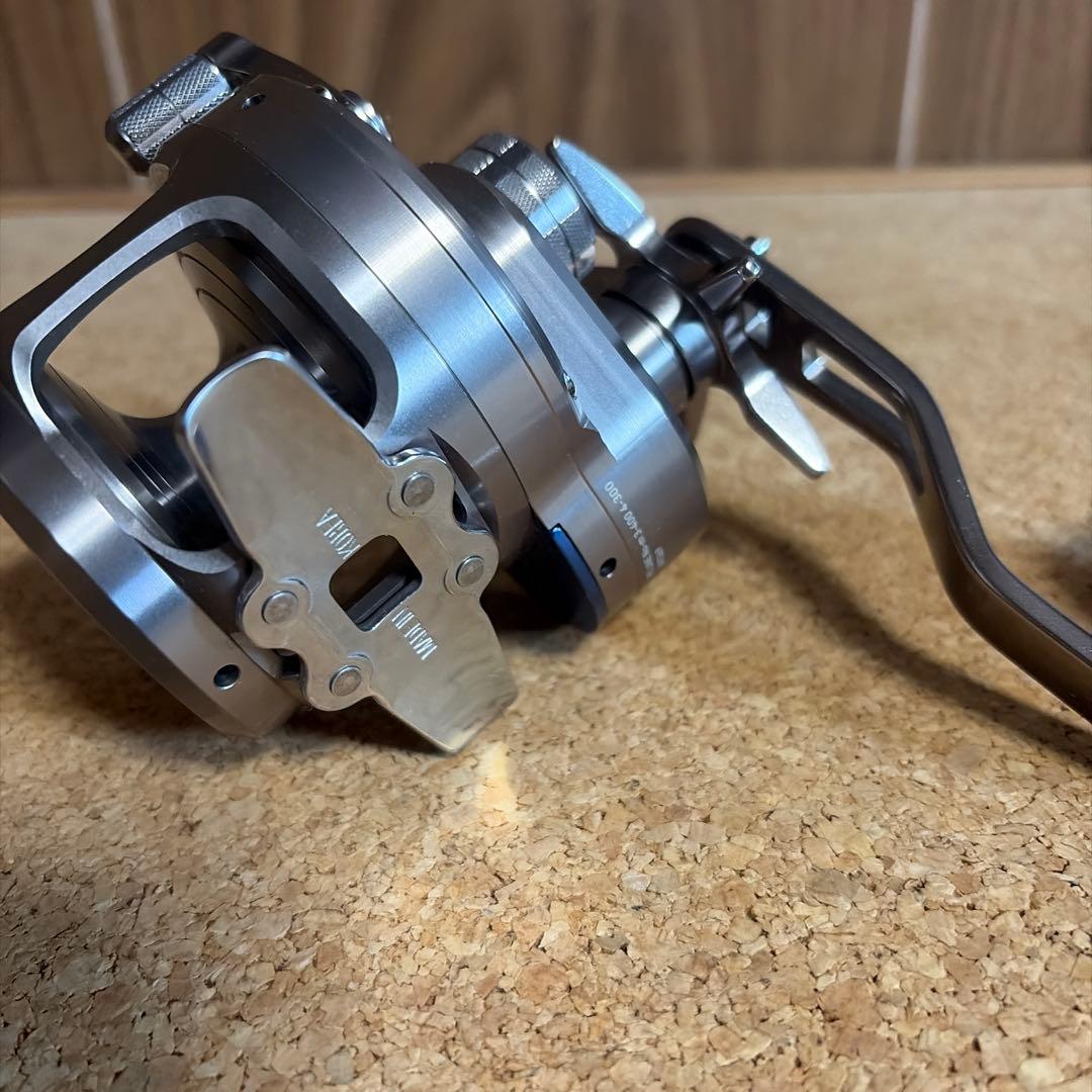 ダイワ 15ソルティガ 35 NH 美品　ハンドル交換