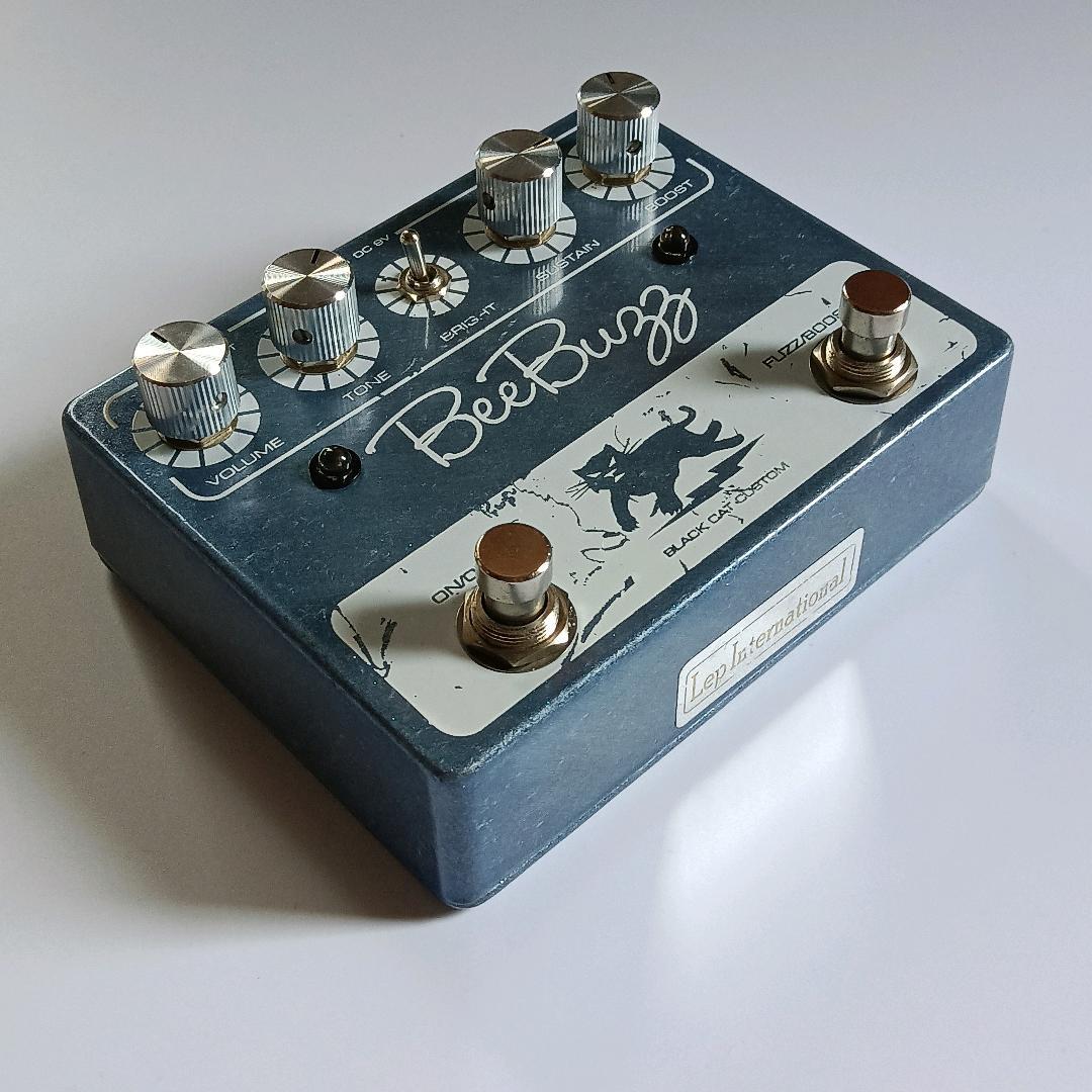 BLACK CAT Bee Buzz ファズ