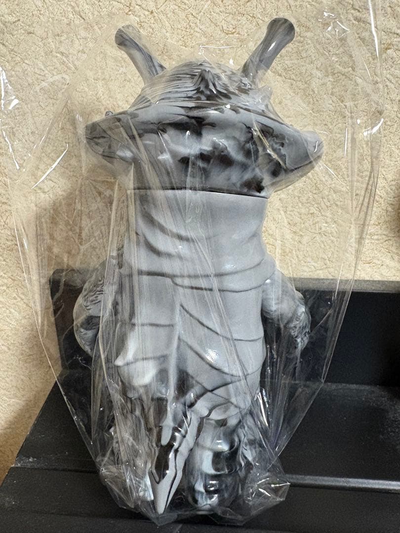 シークレットベース　カネゴン　triple marble Black ver