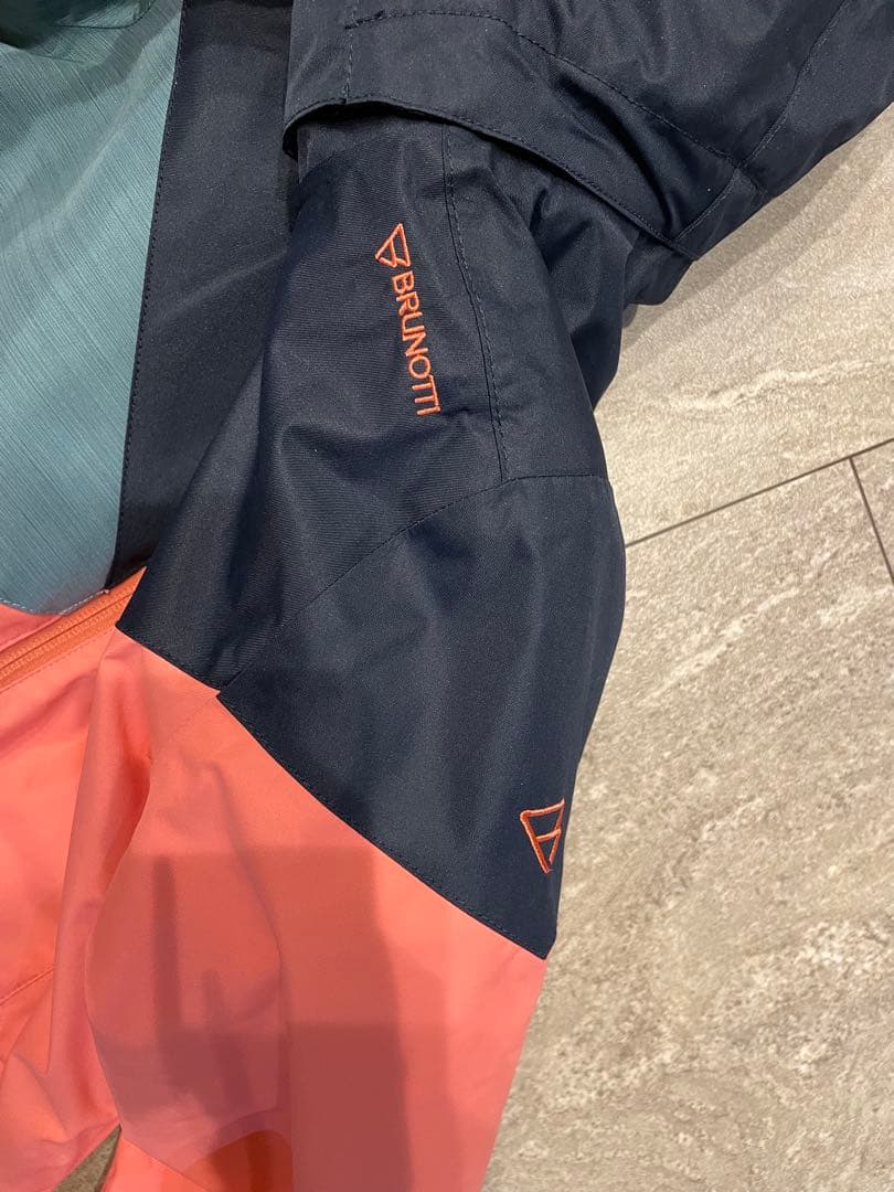 160 165 スキーウェア brunotti イタリア　レディース　ジュニア