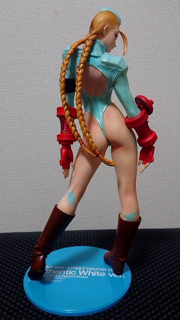ストリートファイター　キャミィ ブルーフィギュア 　ZERO3