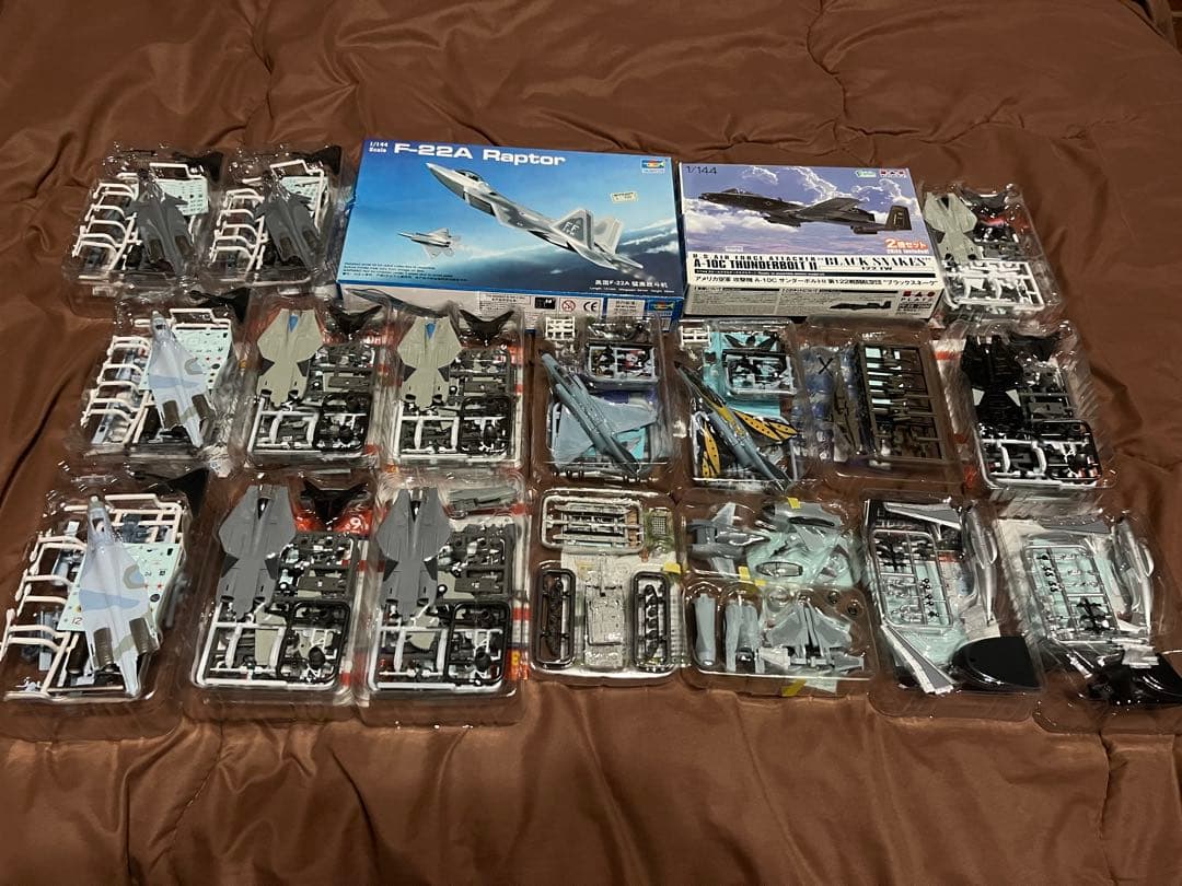 ま*さ様 【未使用品】 ミリタリープラモ模型 20点まとめ売り 1/144 1/