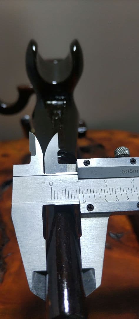 ヘラブナ釣り☆希少カウンター付き黒檀弓型万力☆竿枕付き★ラスト1点のみ★193