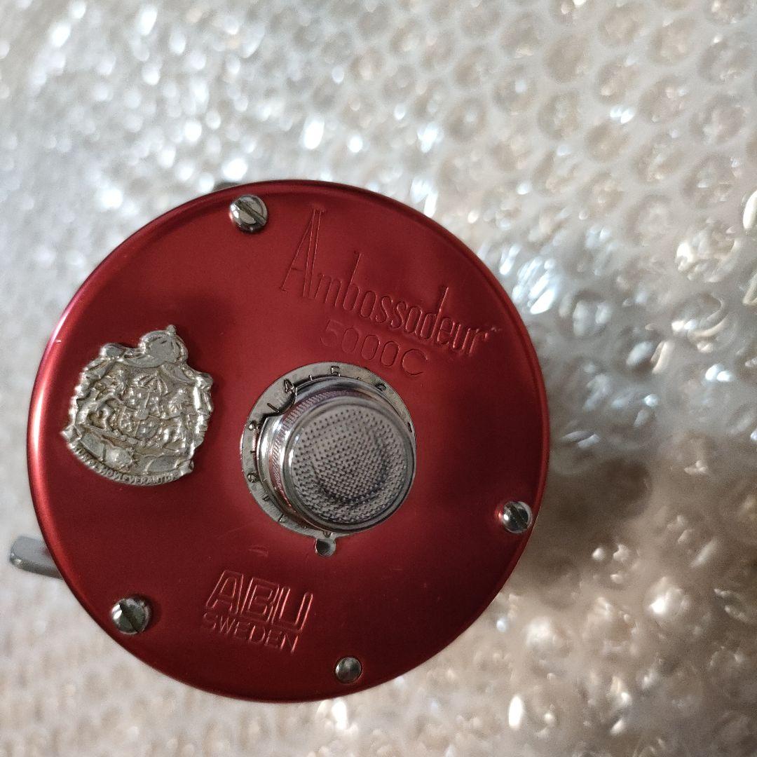 ABU アブガルシア アンバサダー 5000C #080002/25 レッド