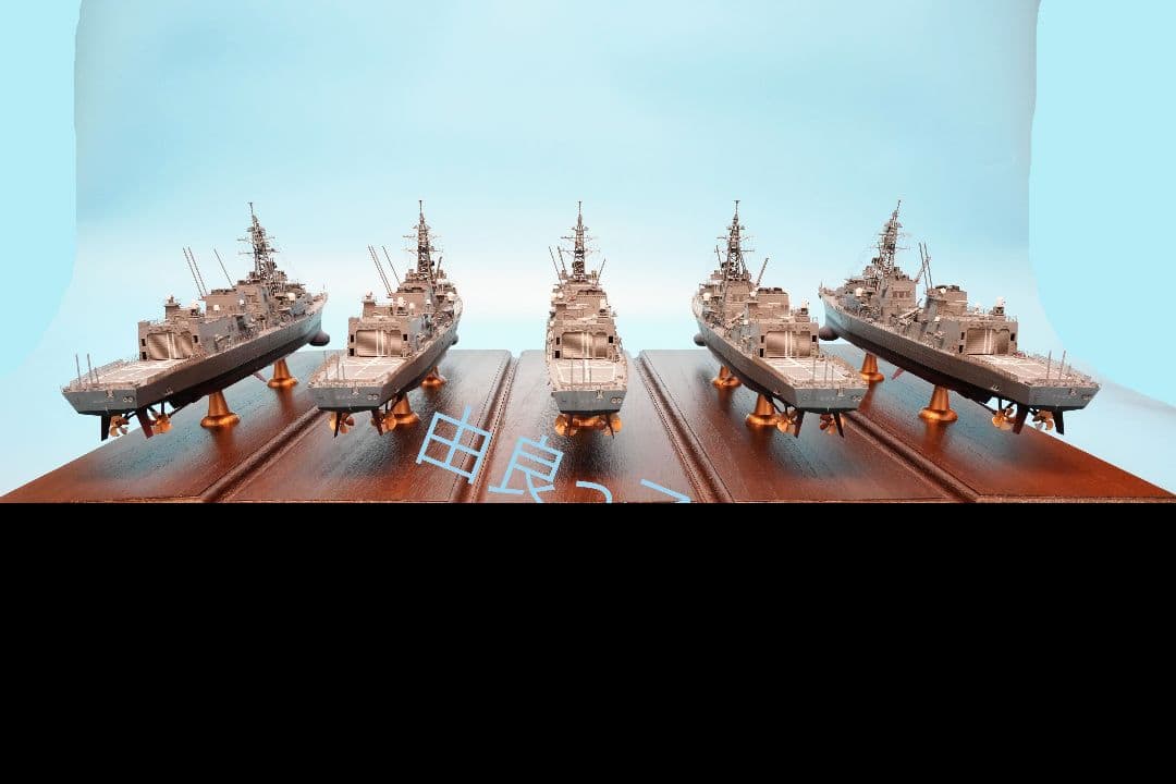 1/350海上自衛隊たかなみ型護衛艦ロービジVer.5隻セット