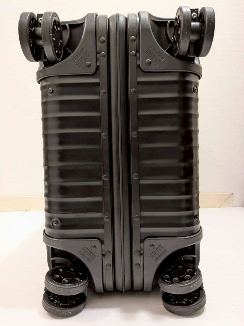 希少 リモワ ルフトハンザ トパーズ ステルス ブラック 4輪 64L