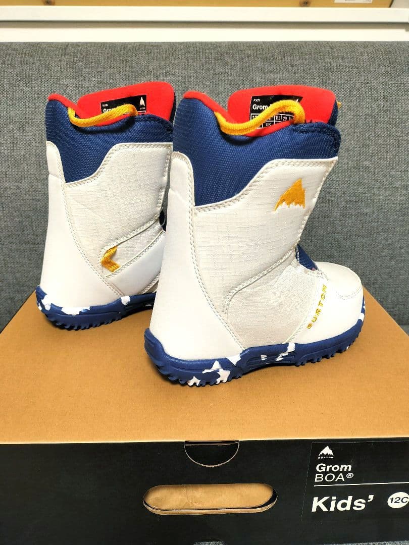 キッズ Burton グロム BOA スノーボードブーツ　 12C　18.5cm