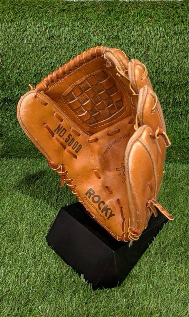 新品未使用　野球グラブ　グローブ　一般軟式大人用内野手用　ROCKY ビンテージ
