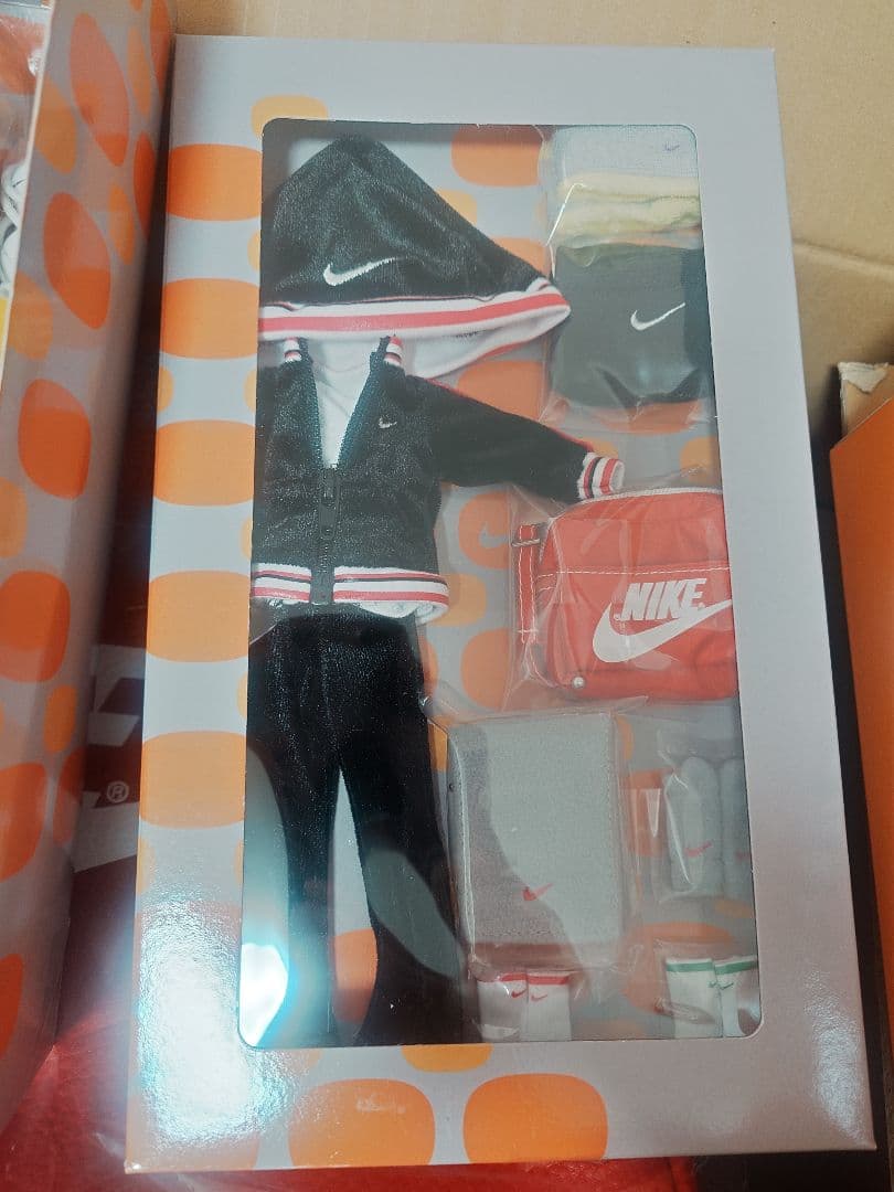 タイムセール中★ブライス　コートニーテズバイナイキ　NIKE　新品未使用　バッグ