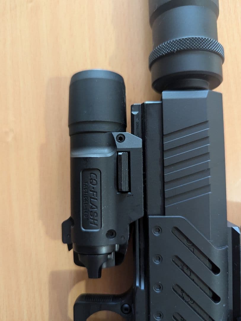 東京マルイハイキャパE フル装備だと思います