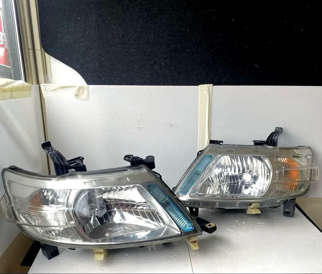 日産 セレナ DBA-CC25 後期 ハイウェイスター 純正 左ヘッドライト