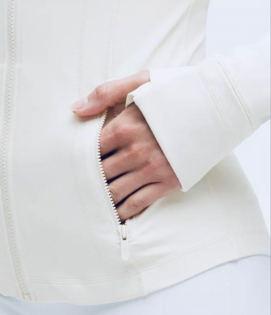 ⭐️新品未使用!ルルレモン〜✅Define ジャケット Nuluサイズ8⭕️