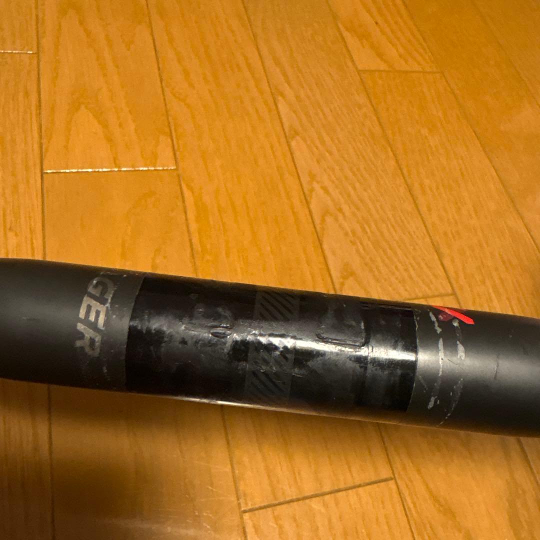 ボントレガーXXX VR-C カーボンハンドル クランプ痕、凹みあり
