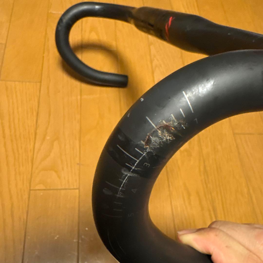 ボントレガーXXX VR-C カーボンハンドル クランプ痕、凹みあり