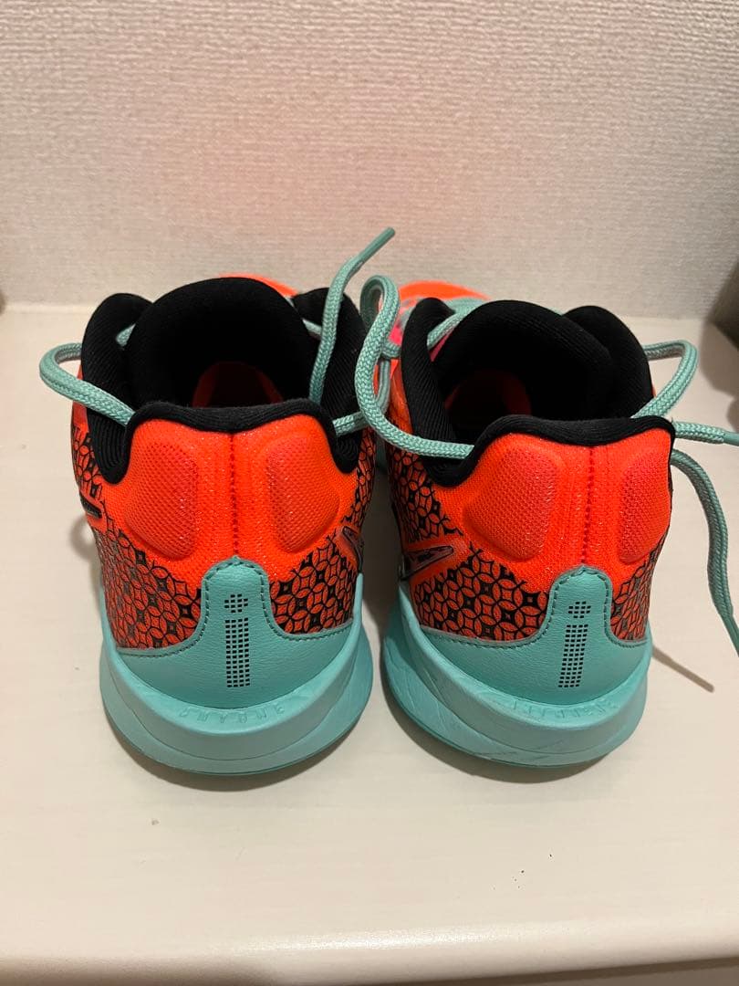 シューズ(男性用) NIKE SABRINA 2 (NIKE ID) & NIKE GT CUT 3