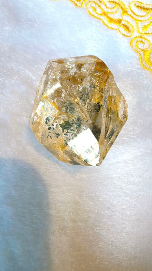 【1週間限定・特別価格】希少！ゴールデンハーキマーダイヤモンド原石