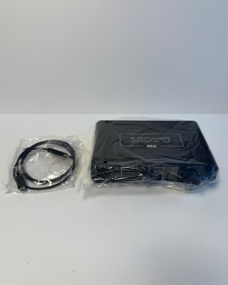 MOTU M2 USBオーディオインターフェイス【未使用品】