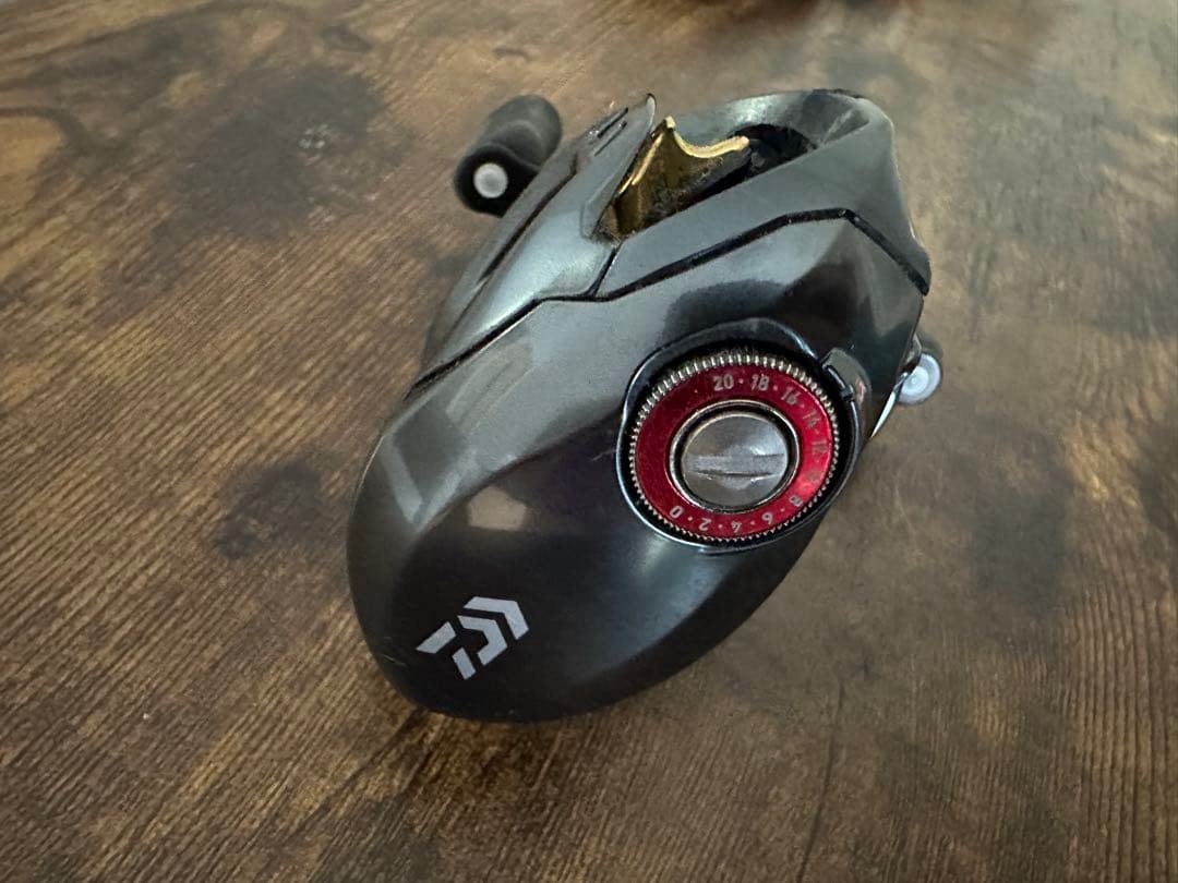 【最終値下げ】Tatula SV TW ベイトリール 7.3:1 左巻き