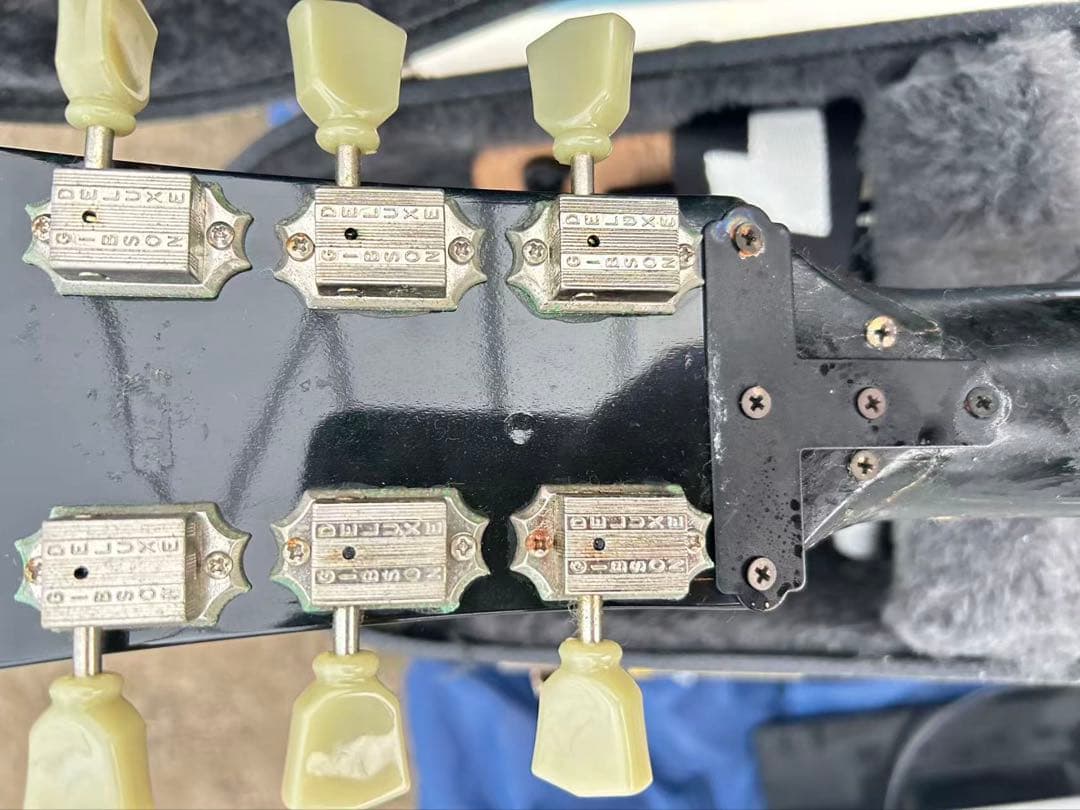 B*t様 Gibson Les Paul Studio Black