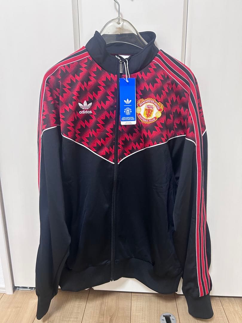 【新品未使用タグ付】　アディダス 正規 マンチェスターユナイテッド ジャージ L