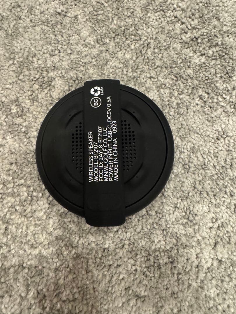 MNML GOLF キャディバッグ ワイヤレススピーカー付き、ソーラー充電機付き