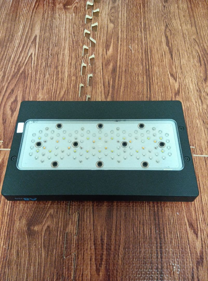 LEDライト　A8pro ＋bracketセット