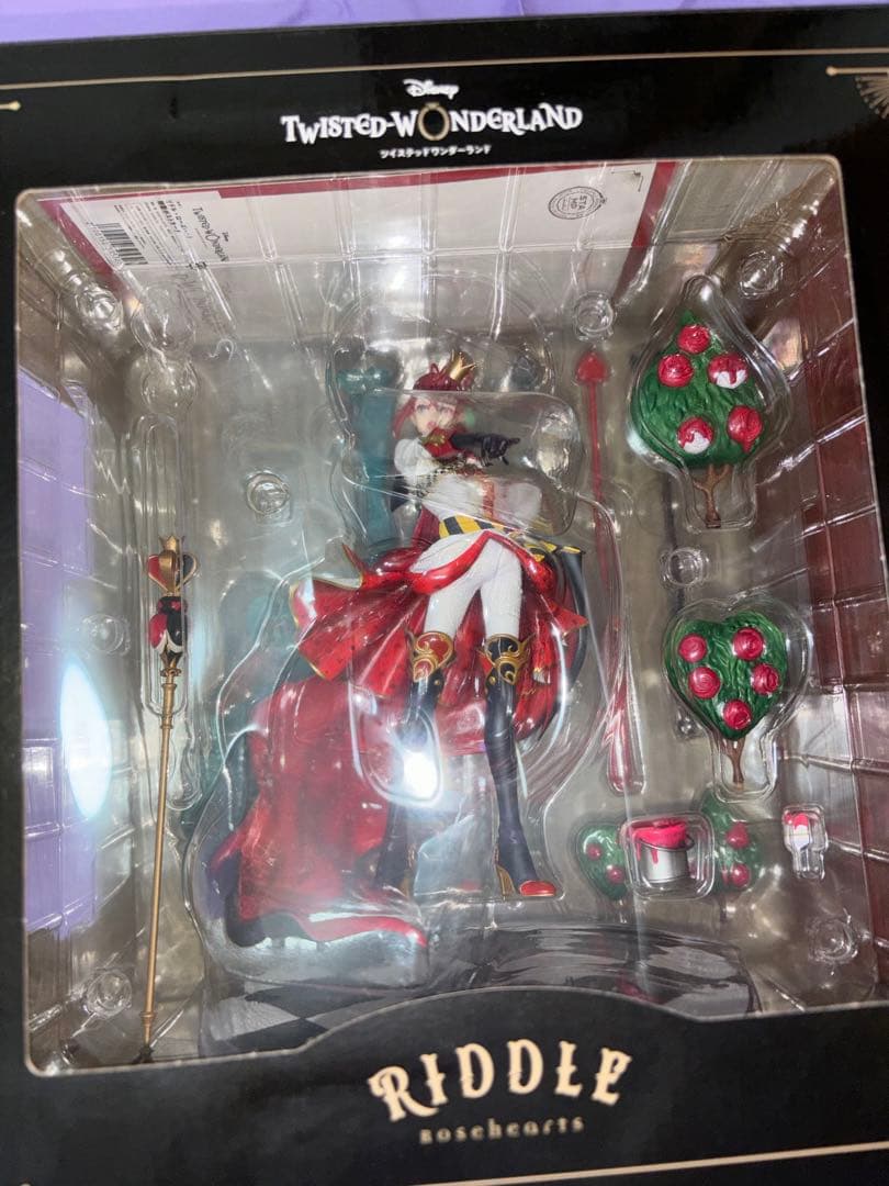 ツイステ リドル・ローズハート 1/8フィギュア