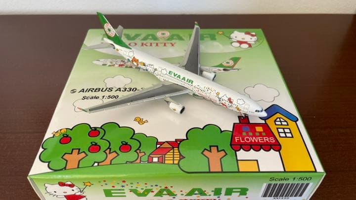 エバー航空 A330-300 ハローキティ