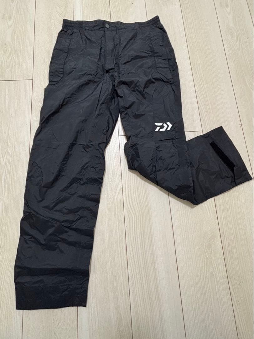 送料無料⭐︎Daiwa 防水レインウェア ブラック