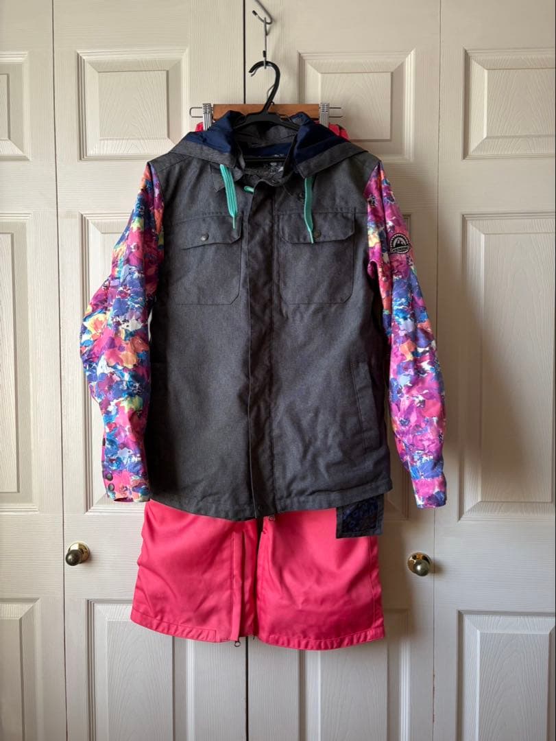 スノーボードウェア　上下セット　ICEPARDAL サイズ９号