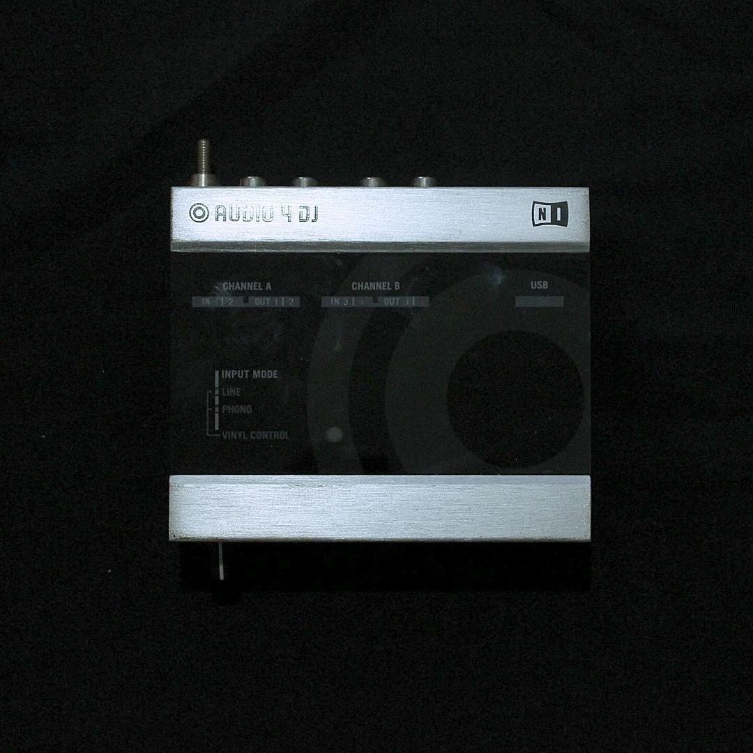DJ機材 NATIVE INSTRUMENTS AUDIO 4 DJ