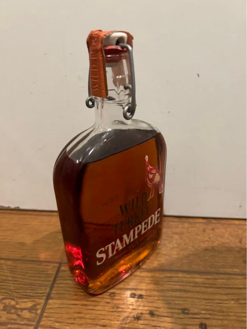 WILD TURKEY STAMPede バーボンウイスキー缶入り