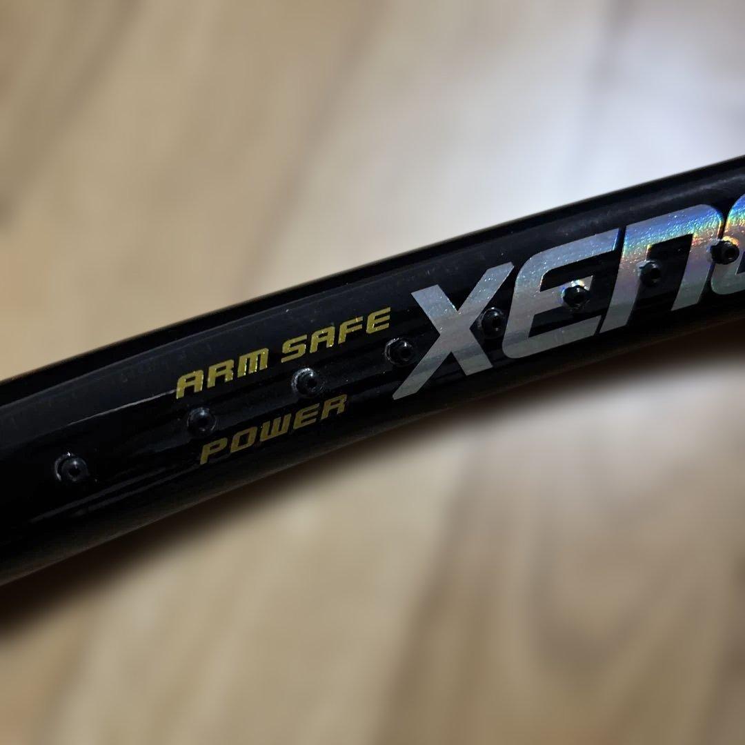 DONNAYドネーテニスラケット XENECORE