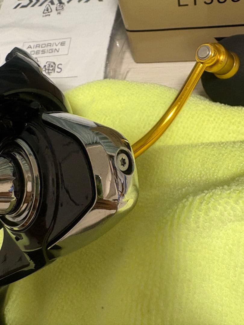 ダイワ　DAIWA LEGALIS LT5000-CXH スピニングリール