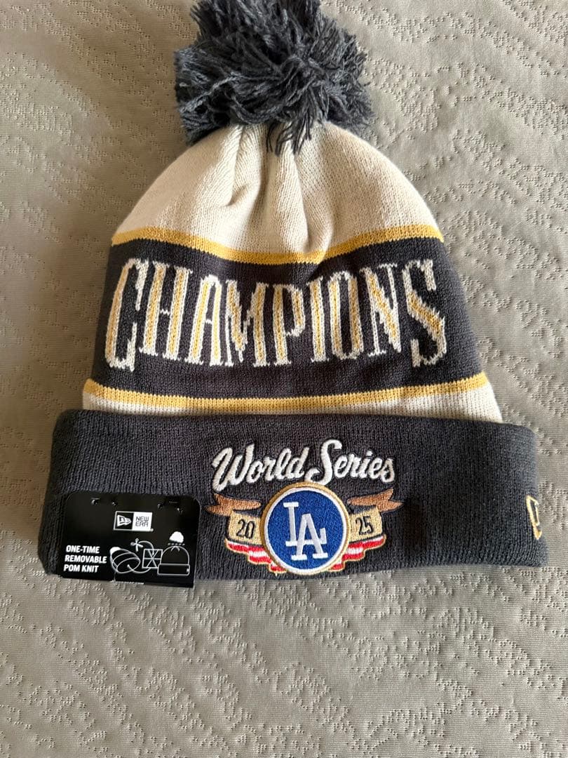 【ラスト1】ドジャース　2025 ワールドチャンピオン　ニット帽　アメリカ購入