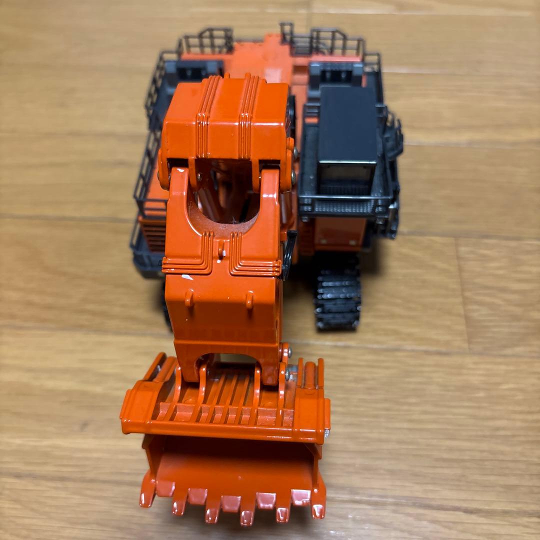 ミニカー HITACHI EX 8000 1/87