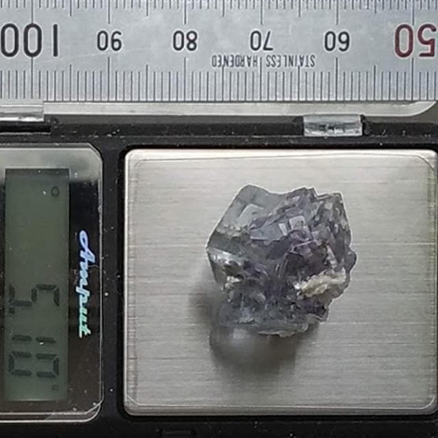 5.1g　ヤオガシャン鉱山　フローライト　鉱物標本