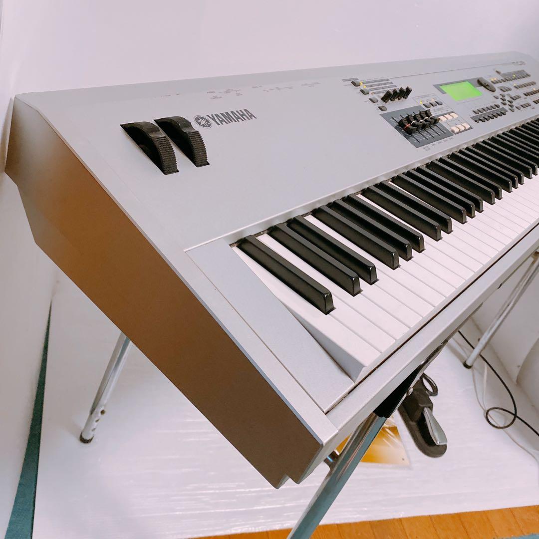 YAMAHA MO8 88鍵盤 ミュージックプロダクション シンセサイザー