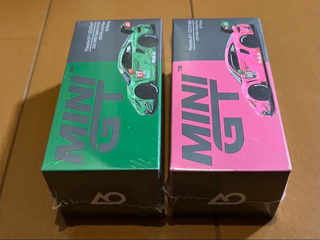 Mini GT　ミニカー　ポルシェ 911 GT3 R Rexy & Roxy
