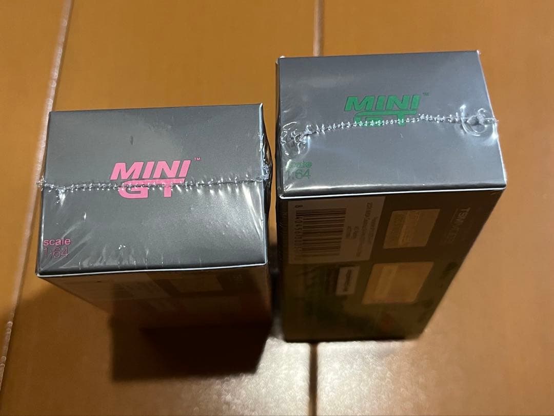 Mini GT　ミニカー　ポルシェ 911 GT3 R Rexy & Roxy