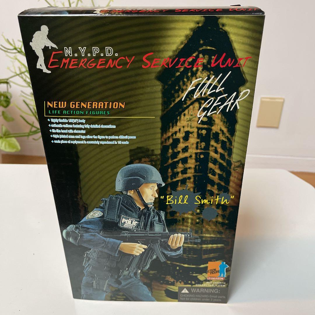 ドラゴン社 N.Y.P.D EMERGENCY SERVICE UNIT 1/6