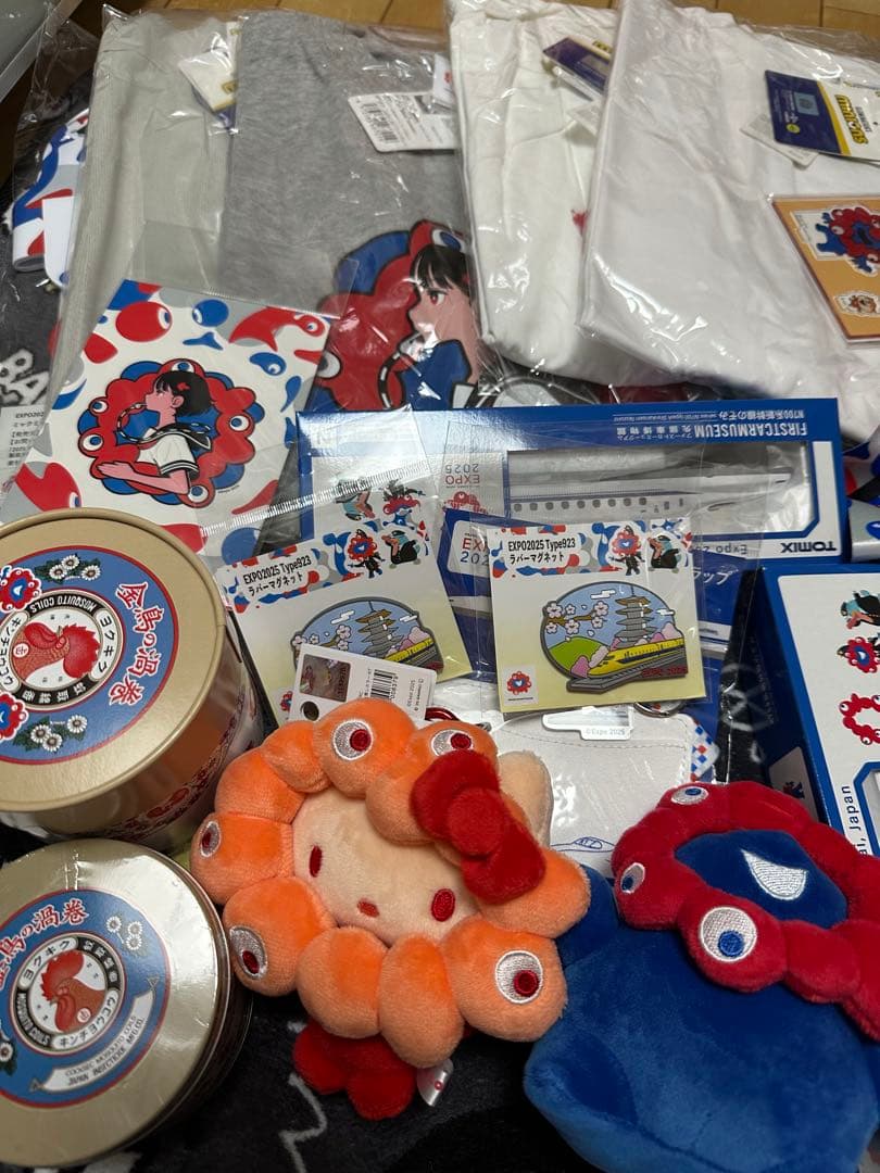 ミャクミャク　福袋　Lサイズ　お楽しみ袋