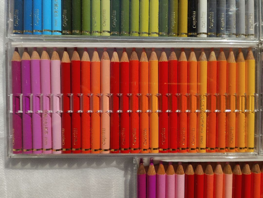 フェリシモ　色鉛筆　375本