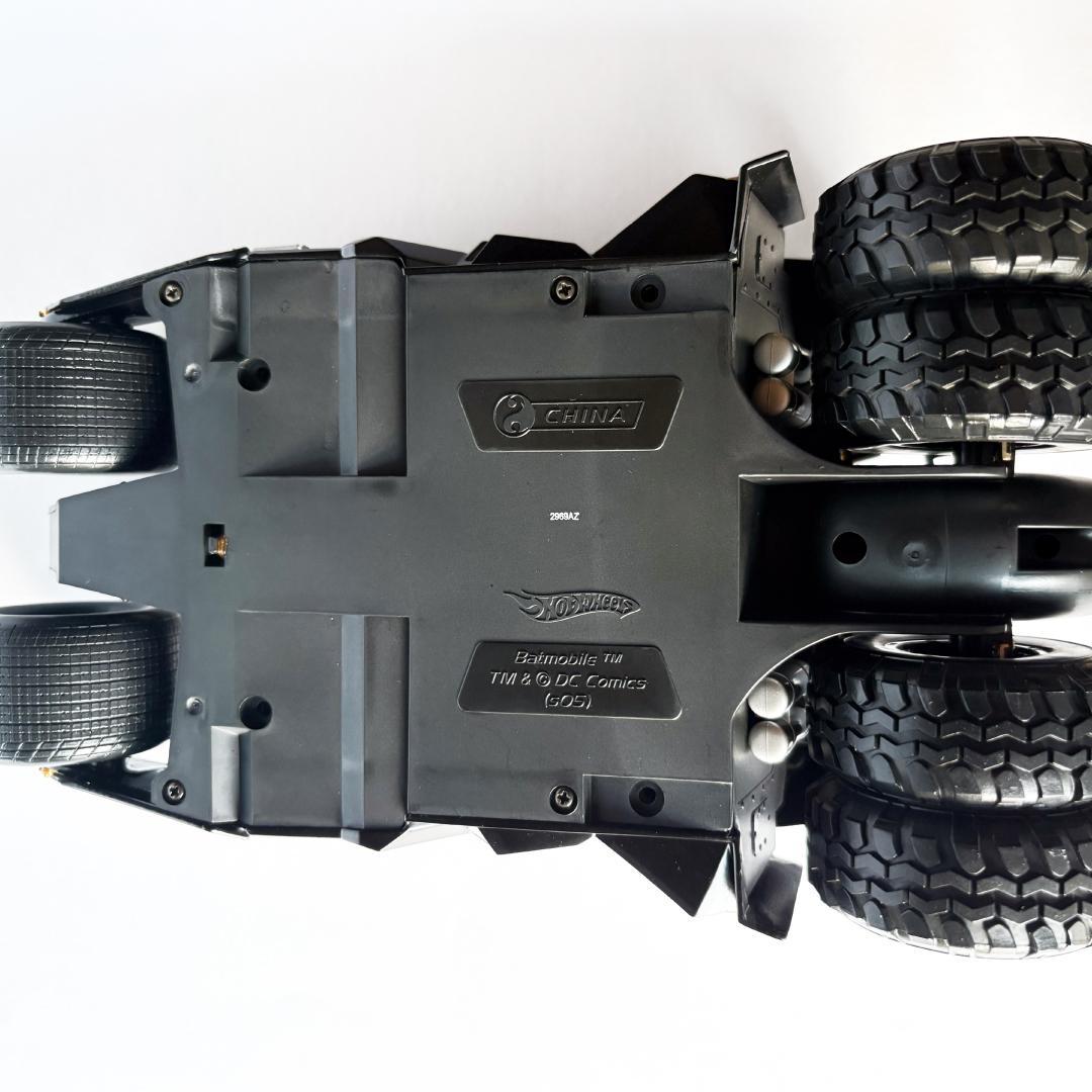 マテル ホットウィール バットモービル 2台セット 1/18　黒、カモフラ