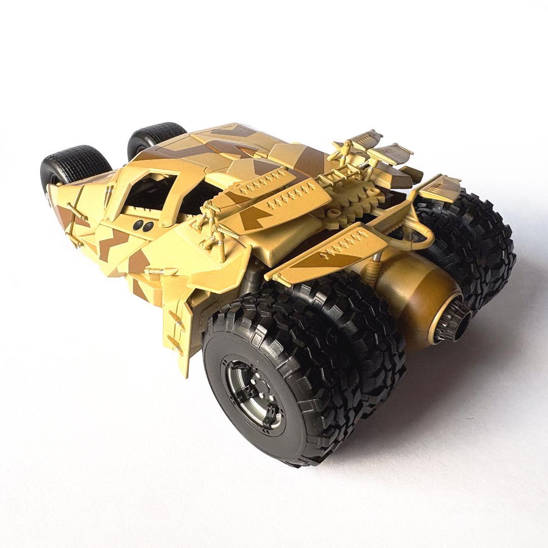 マテル ホットウィール バットモービル 2台セット 1/18　黒、カモフラ