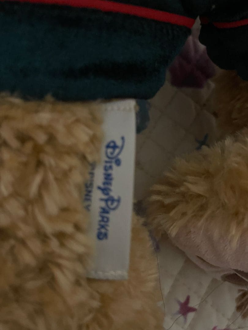 アメリカディズニーパーク購入　　　　　　　ダッフィー未使用タグ付　別売り服着用